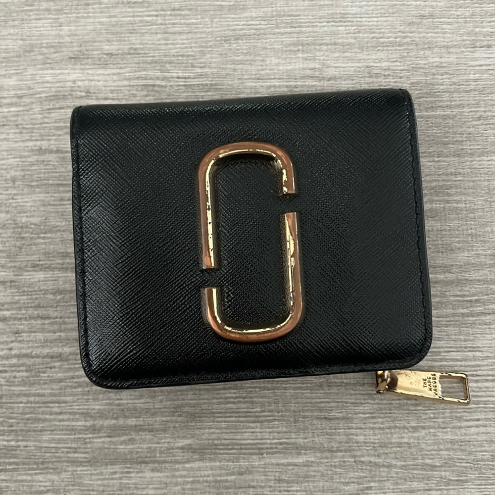 Marc Jacobs Snapshot Mini Compact Wallet EUC